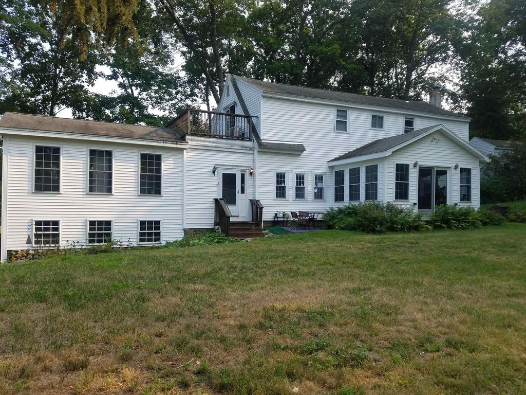 Photo of 250 Joppa Hill Road, Bedford, NH 03110 (MLS # 5083079)