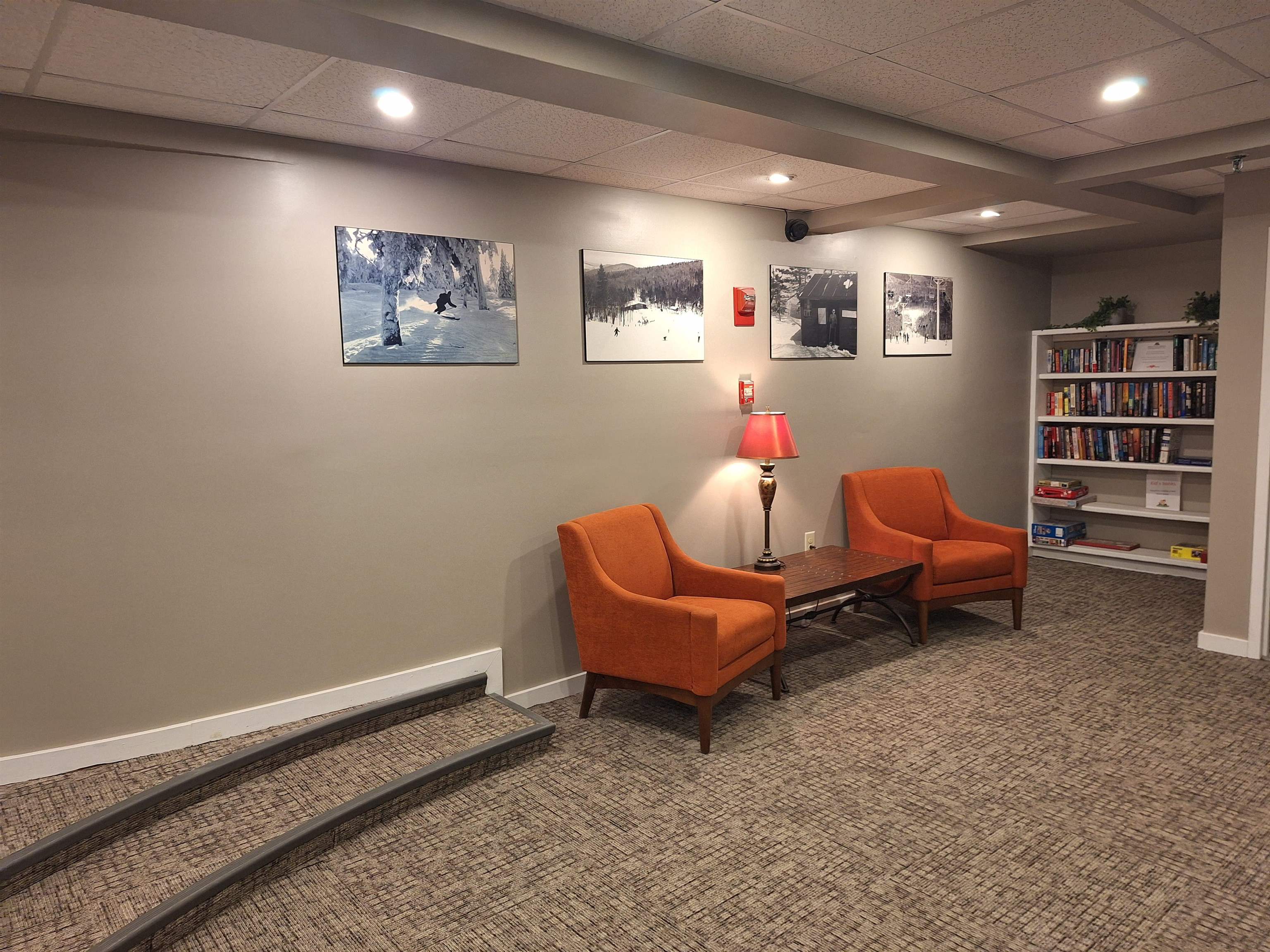 137 East Mountain Road 2C6