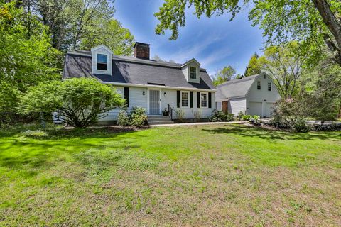 21 Garrison Drive Bedford NH 03110