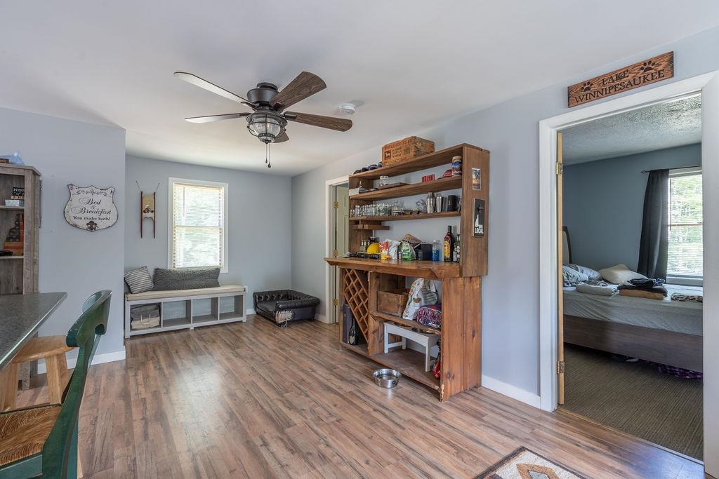 1350 Whittier Highway