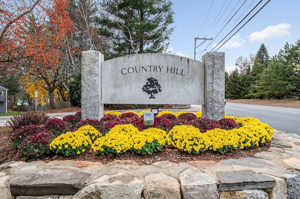 Photo of 5 Meghan Drive, Nashua, NH 03063 (MLS # 5069692)