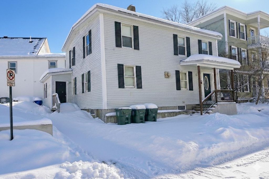 Photo of 21 South Street, Manchester, NH 03104 (MLS # 5076550)