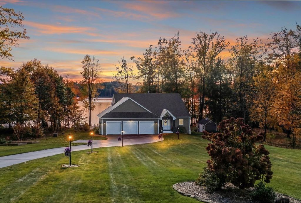 Photo of 42 Lenzi Point Road, Barrington, NH 03825 (MLS # 5080533)