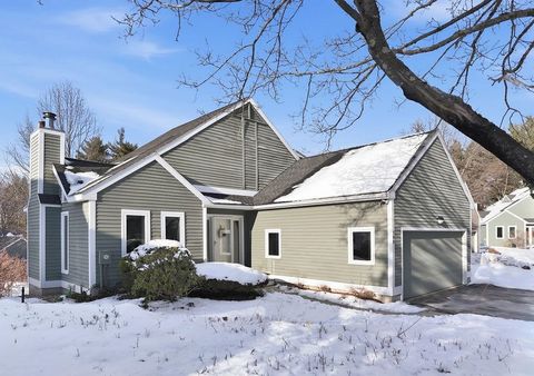 Photo of 190 Chase Way #190, Manchester, NH 03104 (MLS # 5074895)