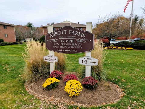 312 Abbott Farm Road Common Hudson NH 03051