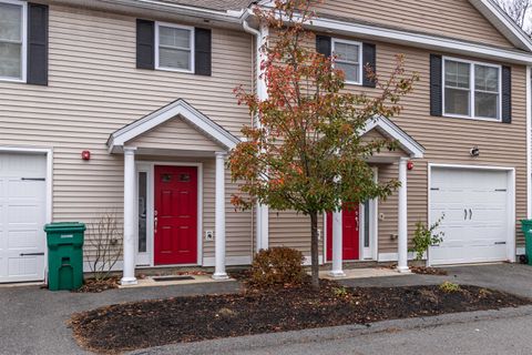 Photo of 77 Deerwood Drive #E, Nashua, NH 03063 (MLS # 5068051)