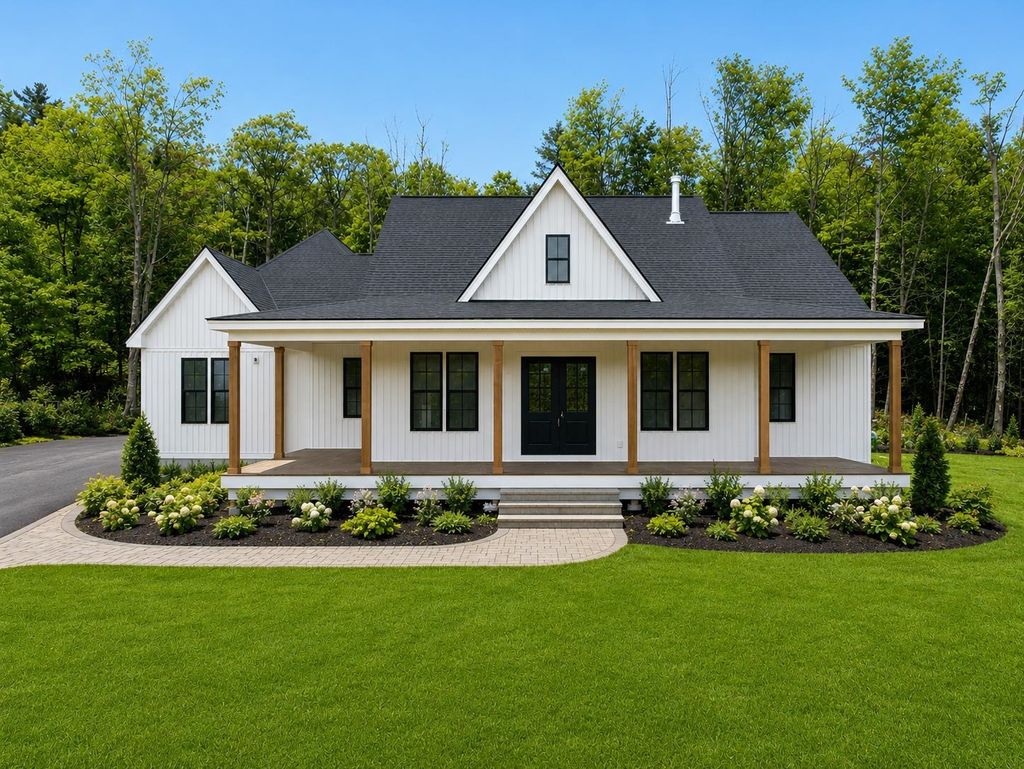 Photo of 1 Jaytee Drive, Alton, NH 03809 (MLS # 5088014)
