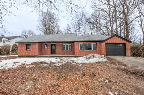 Photo of 79 Concord Street, Nashua, NH 03064 (MLS # 5079917)