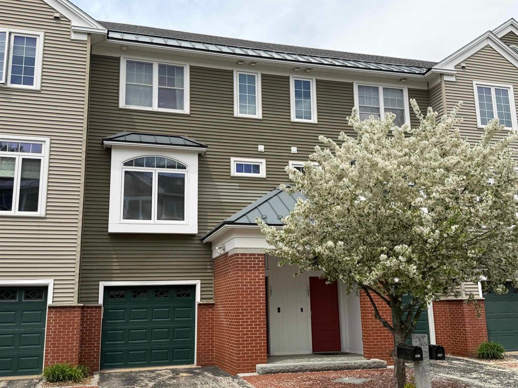 Photo of 107 Riverwalk Way, Manchester, NH 03101 (MLS # 5079087)