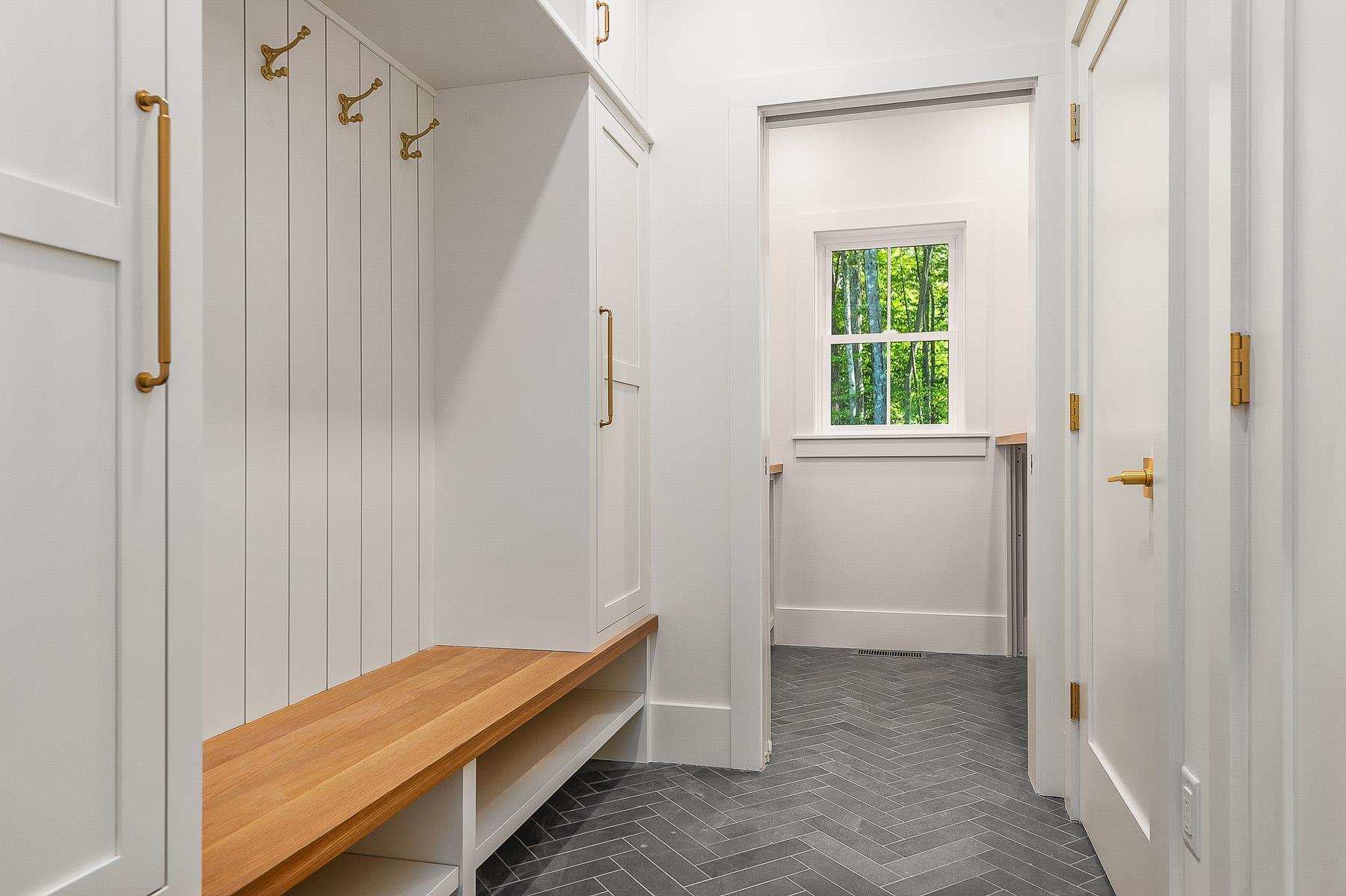 12-5 Wentworth Drive