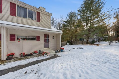 Photo of 15 David Drive, Hudson, NH 03051 (MLS # 5074126)