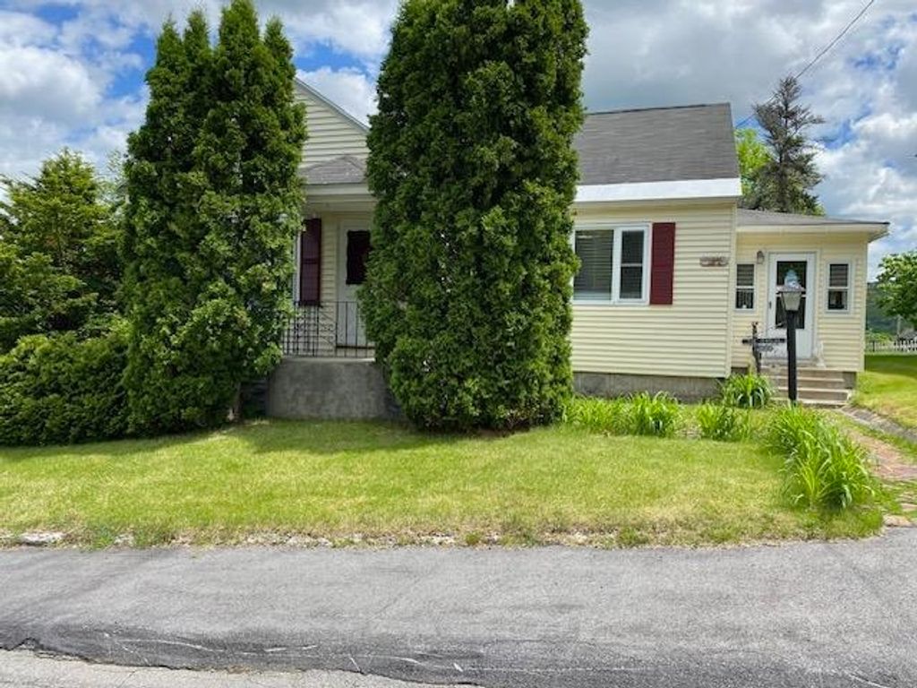 Photo of 800 Fifth Avenue, Berlin, NH 03570 (MLS # 5044309)