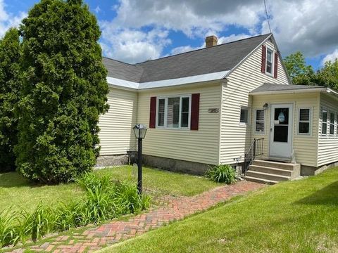 Photo of 800 Fifth Avenue, Berlin, NH 03570 (MLS # 5044309)