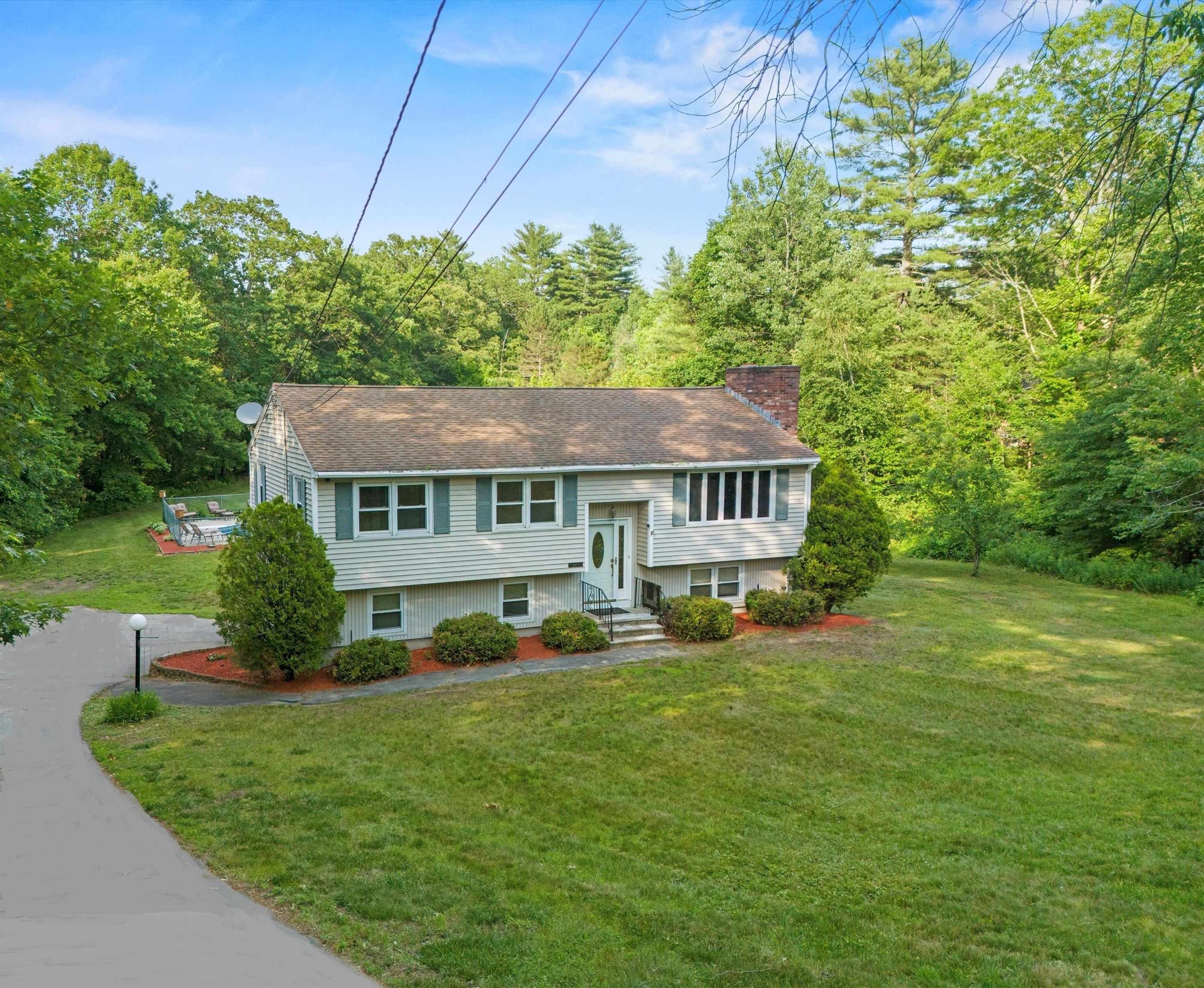 1116 Mammoth Road