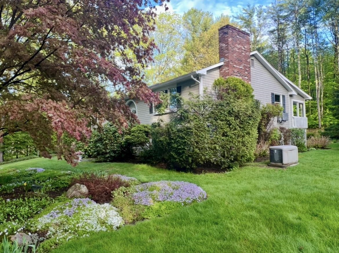 302 Dockham Shore Road