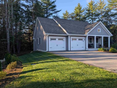 48 Three  Ponds Drive Brentwood NH 03833