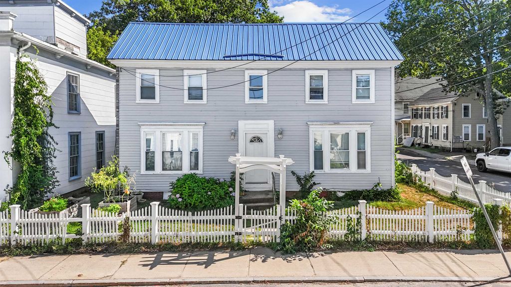 Photo of 7 Saint John Street, Dover, NH 03820 (MLS # 5059557)