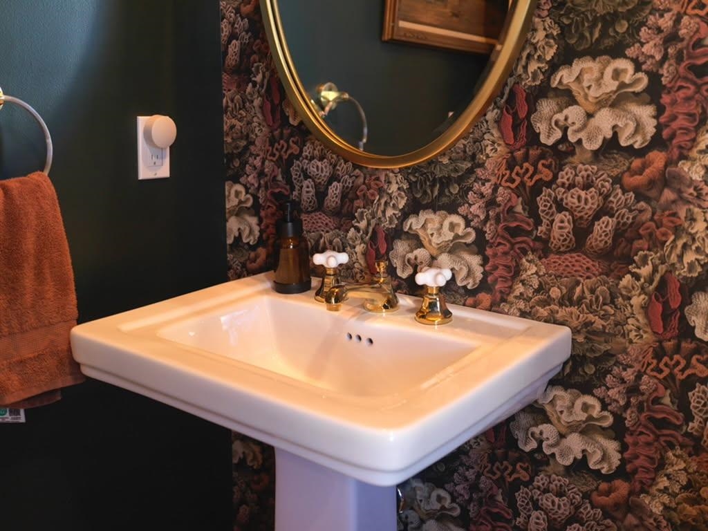 Concord, New Hampshire 03303, United States, 3 Bedrooms Bedrooms, ,3 BathroomsBathrooms,Residential,Active,224386