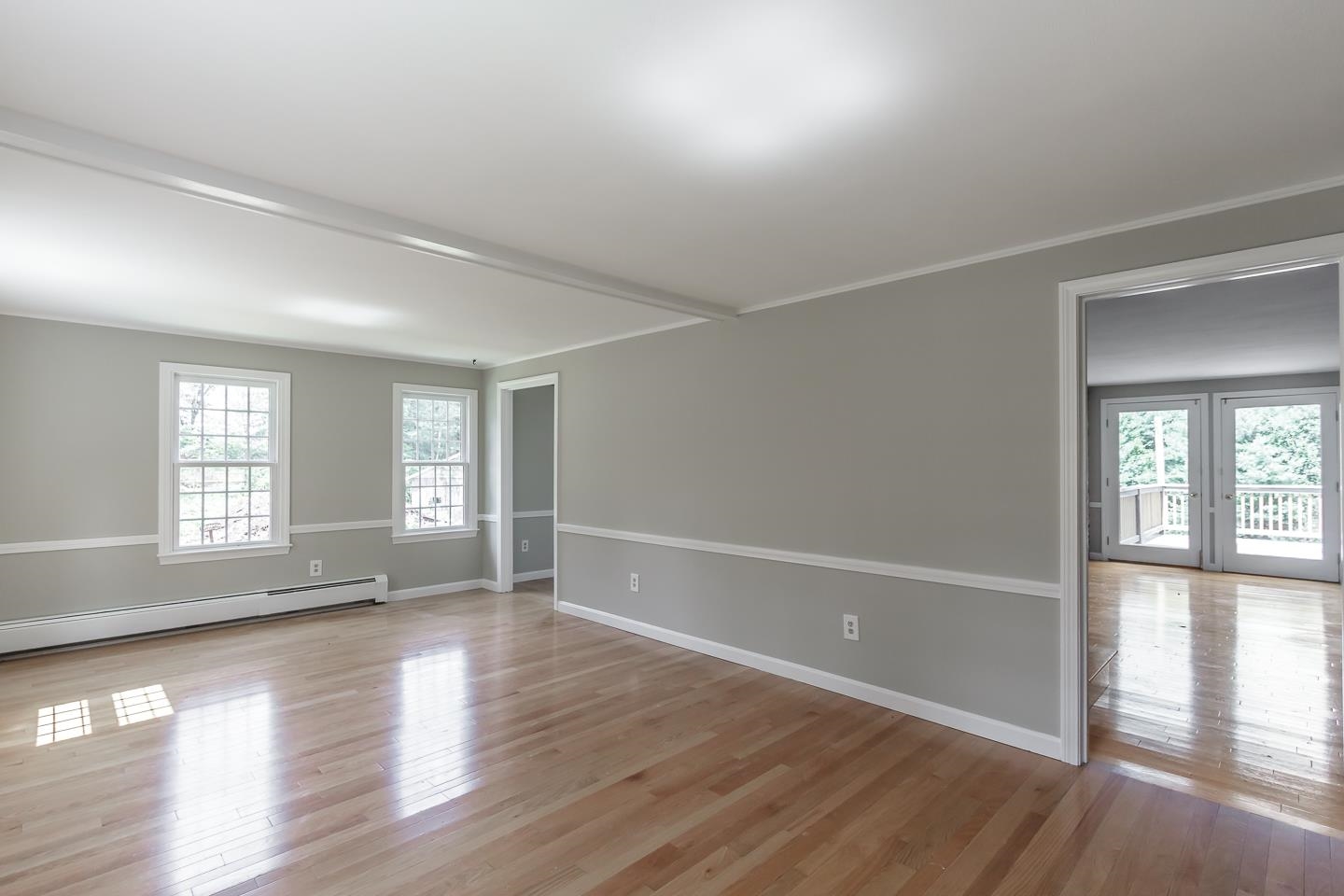 Londonderry, New Hampshire 03053, United States, 5 Bedrooms Bedrooms, ,2 BathroomsBathrooms,Residential,Active,191568