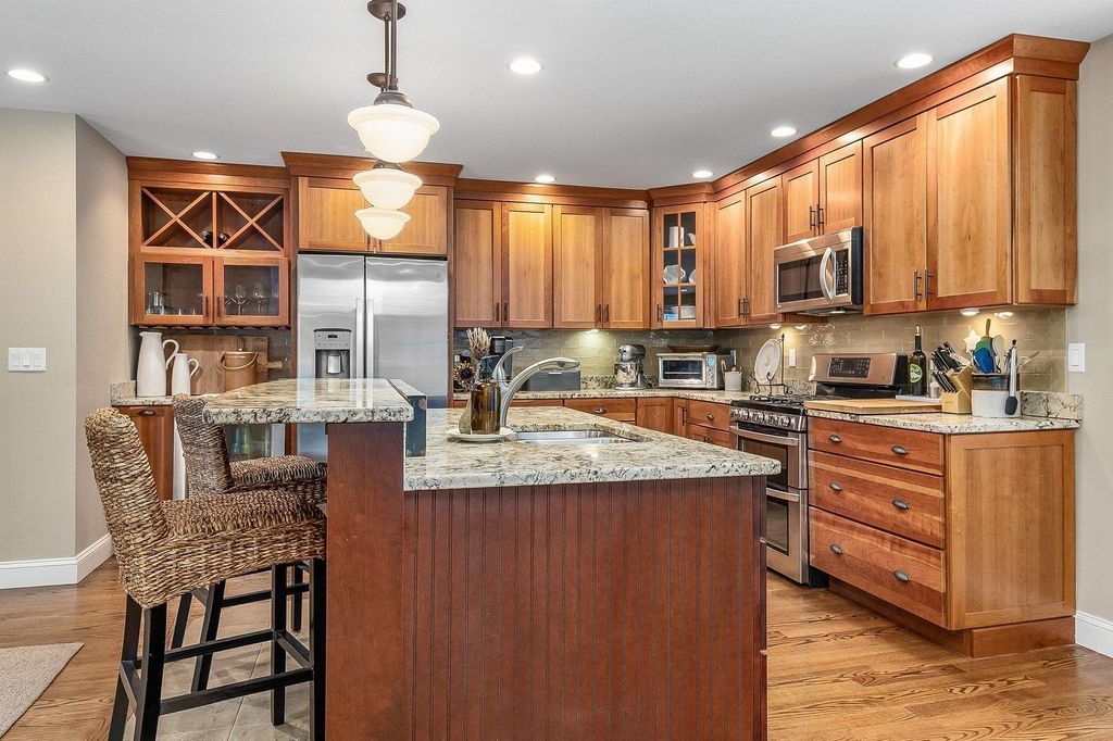 Photo of 24 Drinkwater Road, Exeter, NH 03833 (MLS # 5073273)