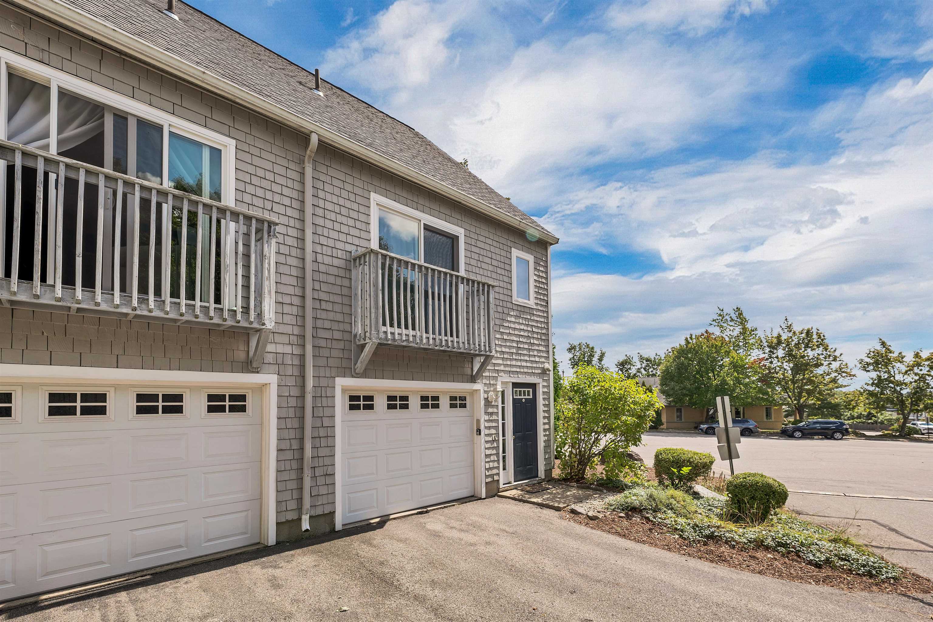 74 Profile Circle 74