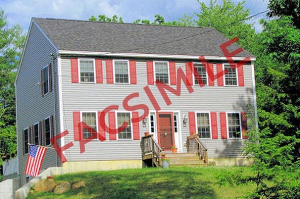 Photo of 79 Chestnut Drive, Allenstown, NH 03275 (MLS # 5032897)