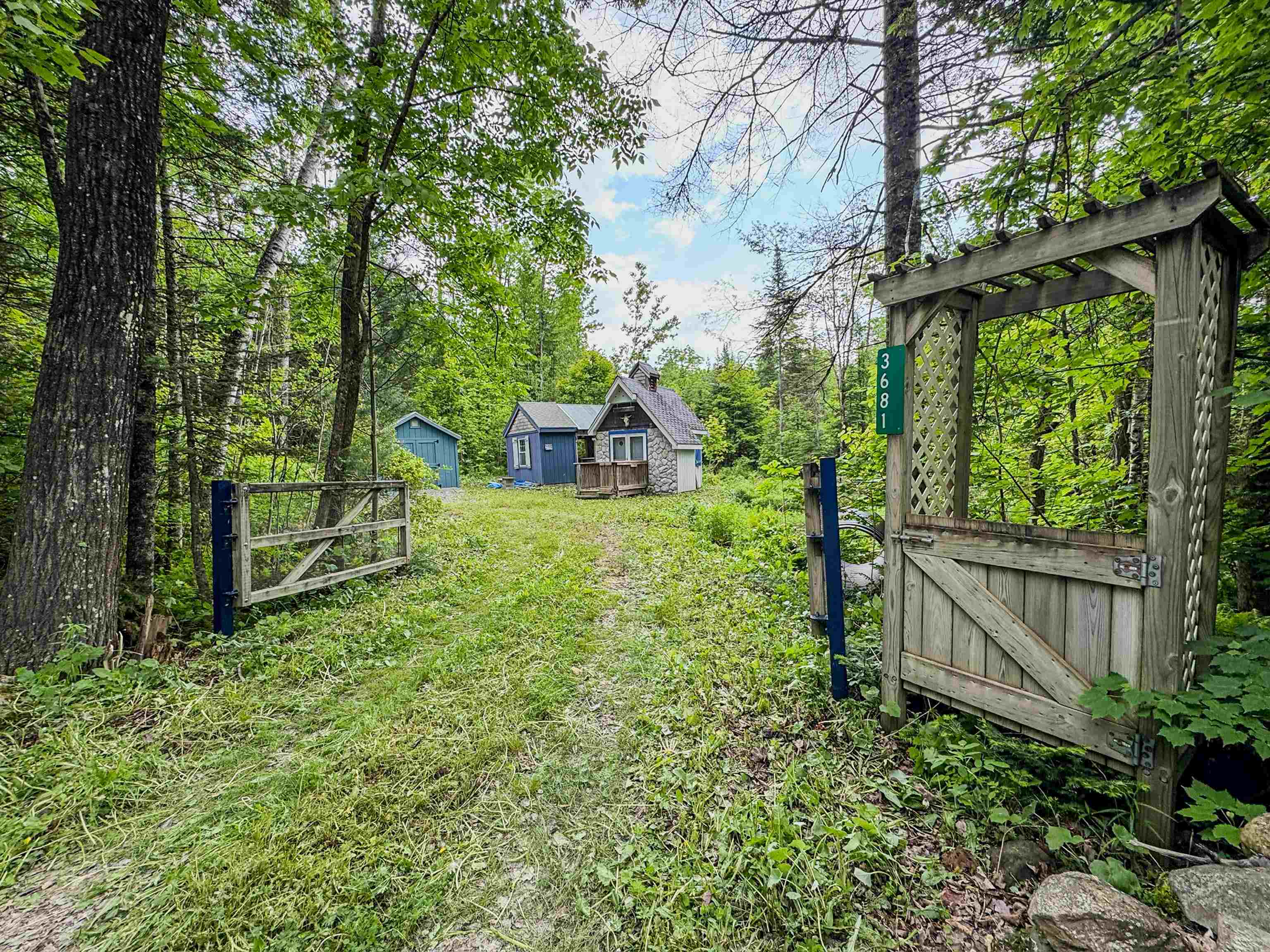 3681 Shadow Lake Road
