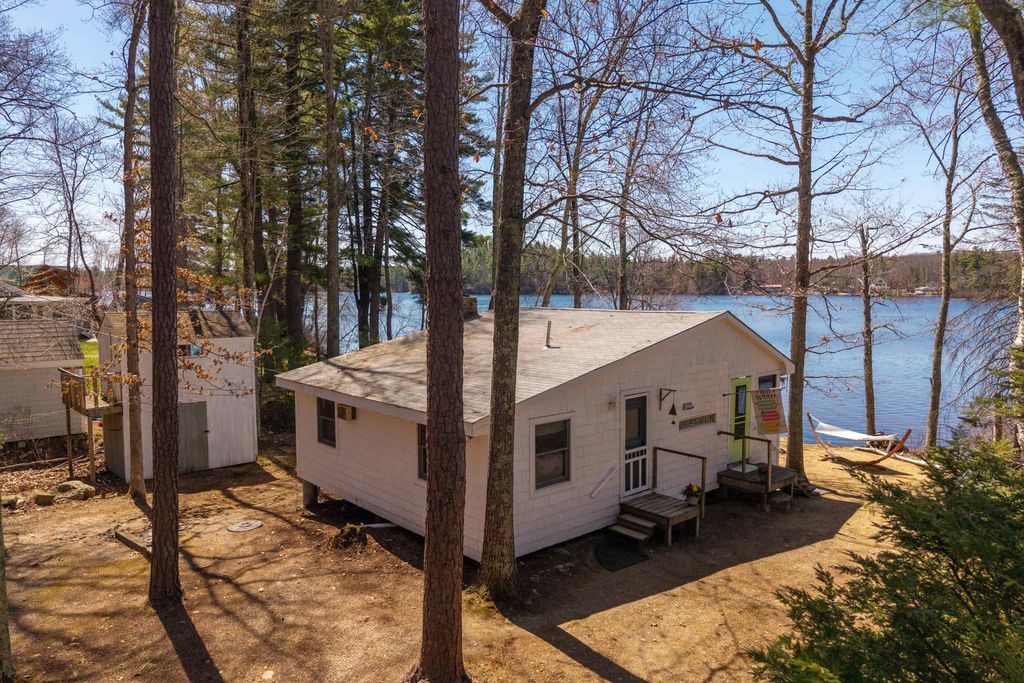 Photo of 35 Otter Way, Barrington, NH 03825 (MLS # 5085992)