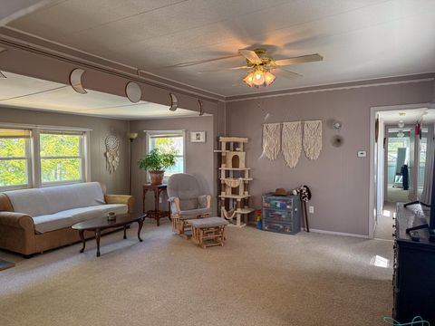 862 Mayhew Turnpike 1 Bridgewater NH 03222
