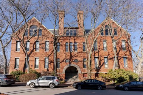 609 State Street 7 Portsmouth NH 03801