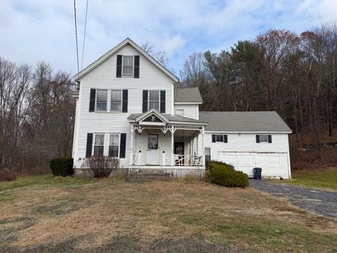 Photo of 26 Bush Hill Road, Hudson, NH 03051 (MLS # 5069366)