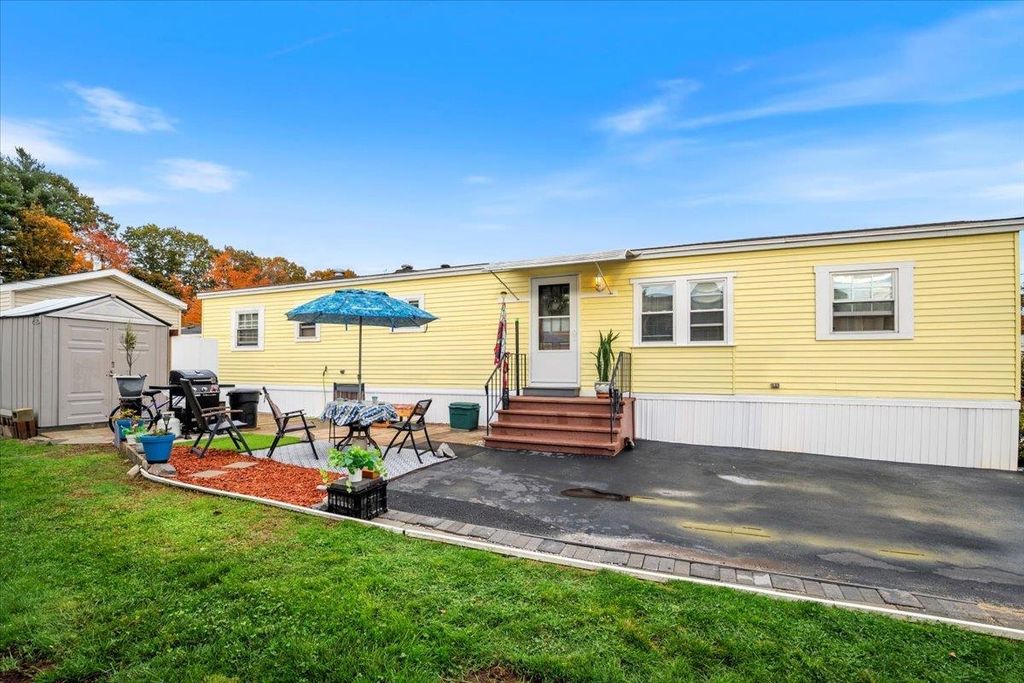 Photo of 27 Bell Drive, Salem, NH 03079 (MLS # 5066650)