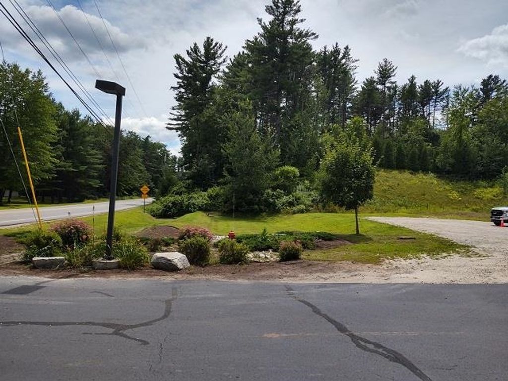 Photo of 2543 West River Road #3, Hooksett, NH 03106 (MLS # 5015936)