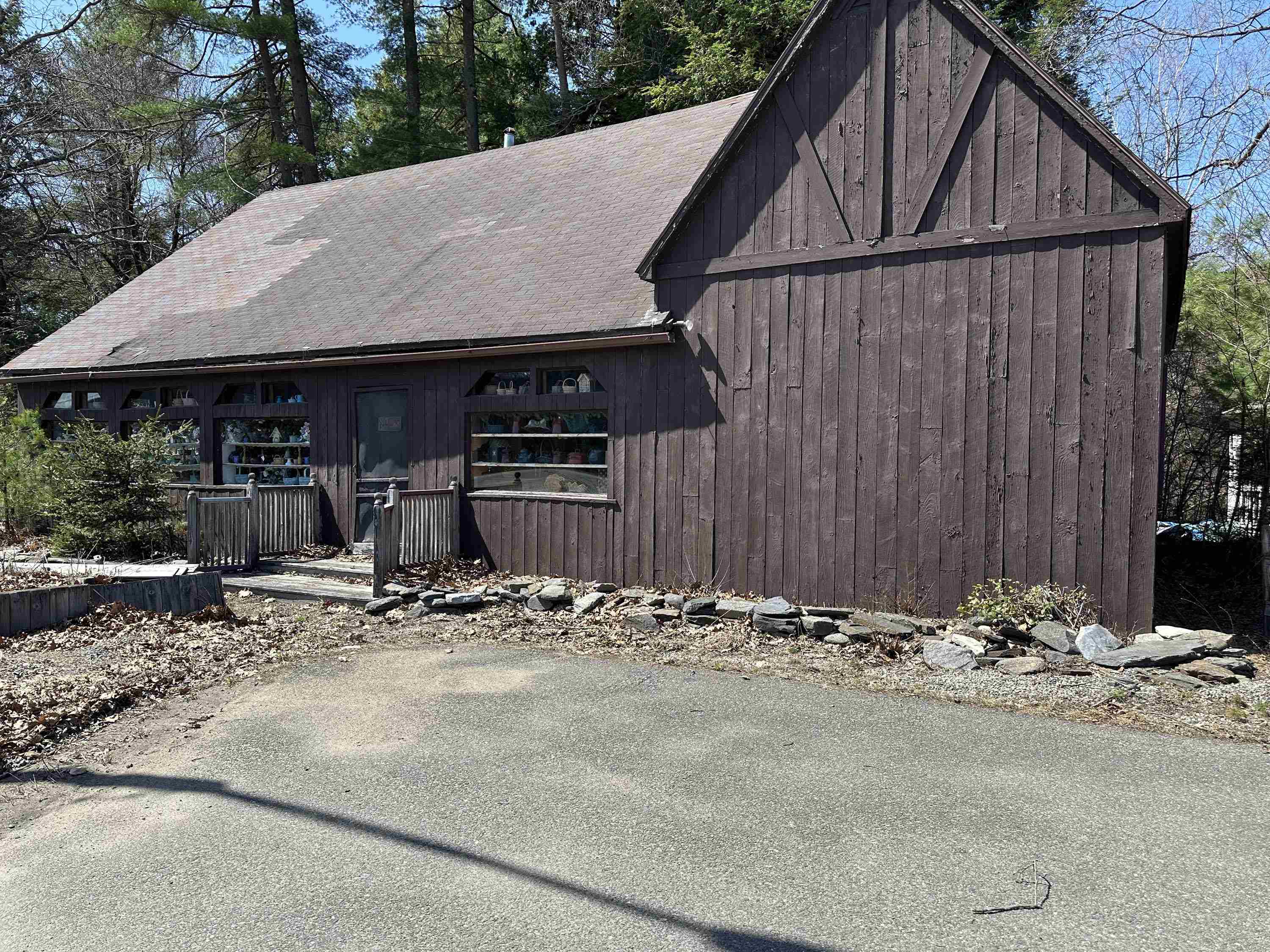 570 Rockingham Road