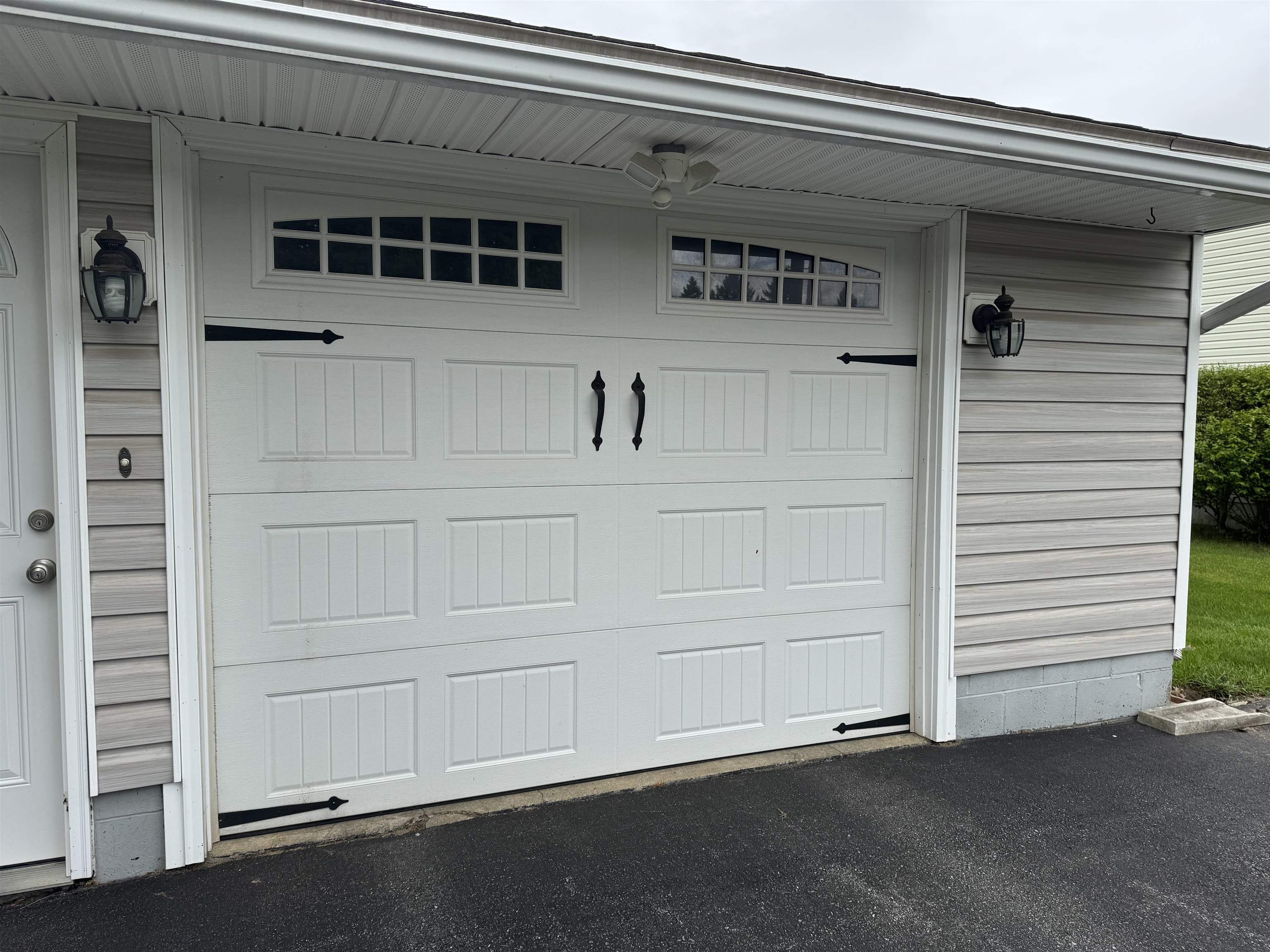 7 Circle Drive