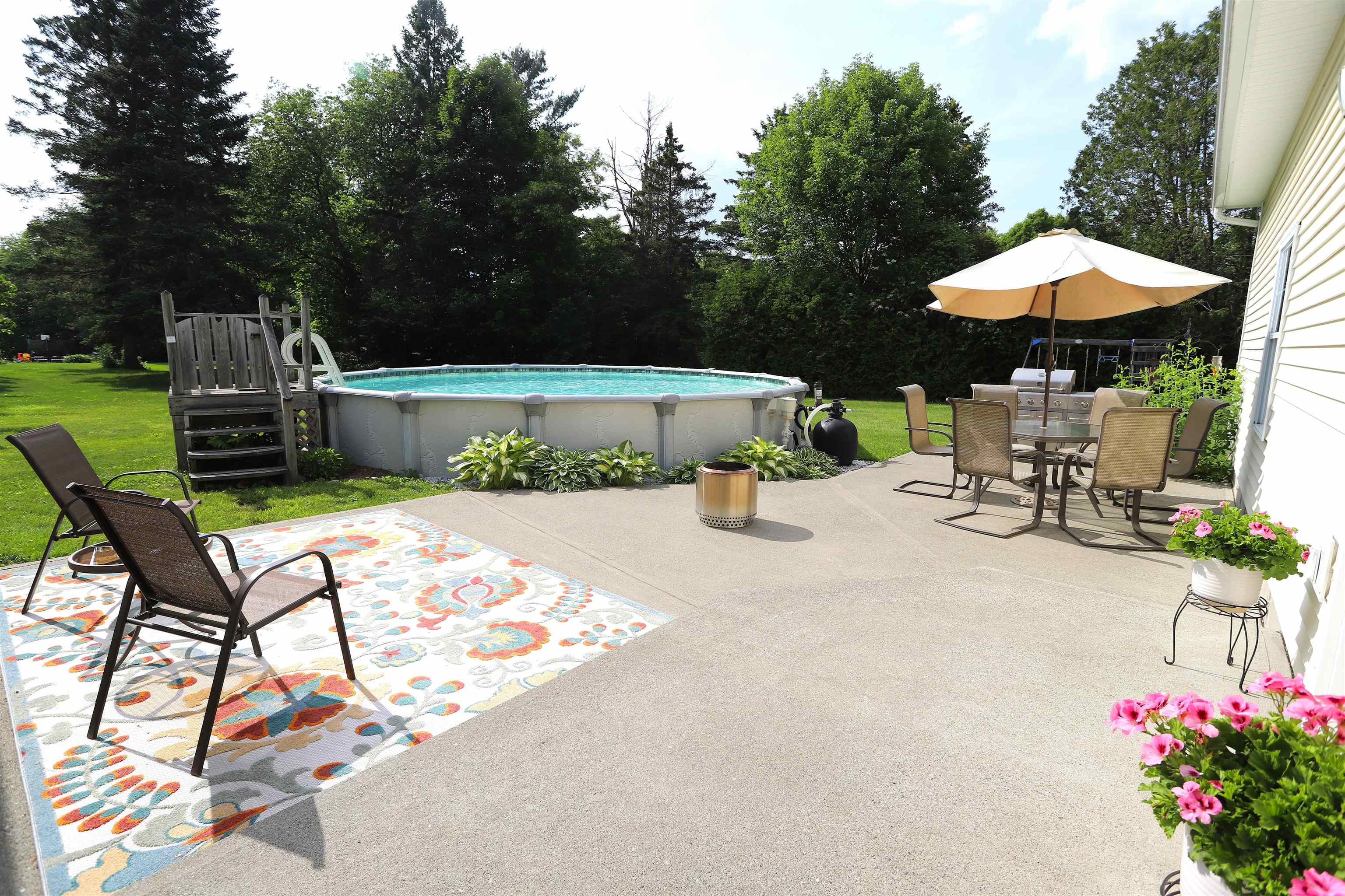 140 Valentine Avenue