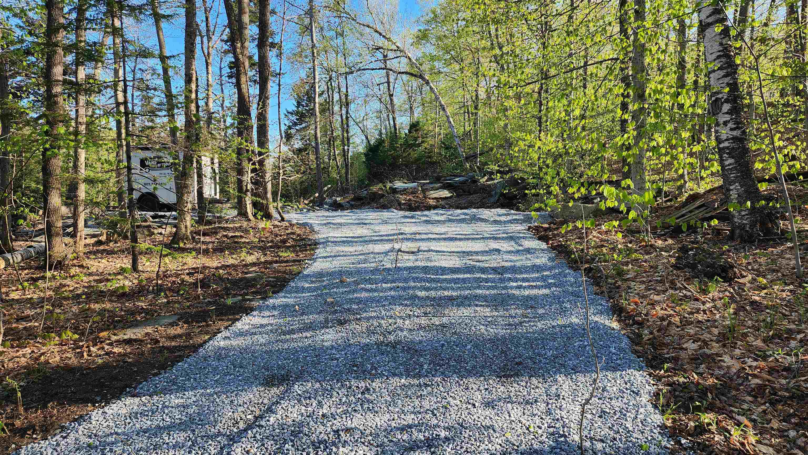 00 East Hill Road