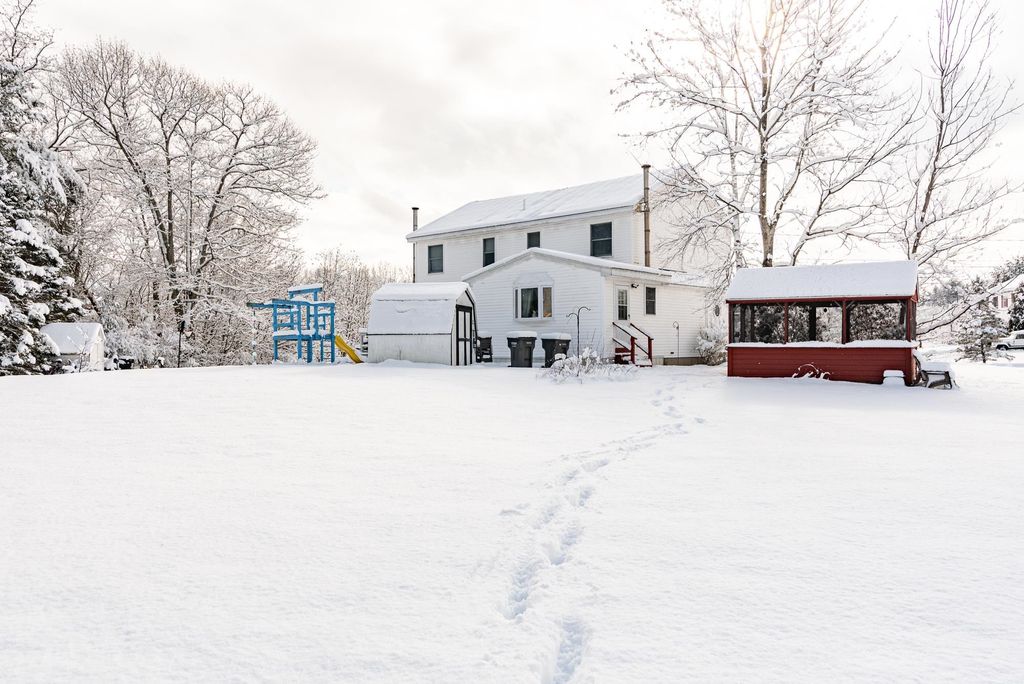 Photo of 69 Magnolia Lane, Greenland, NH 03840 (MLS # 5074400)