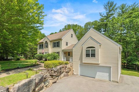 Photo of 16 Breakneck Road, Hudson, NH 03051 (MLS # 5058590) Photo of 16 Breakneck Road, Hudson, NH 03051 (MLS # 5058590)