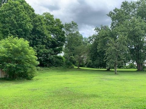 71 South Windsor Street Royalton VT 05068