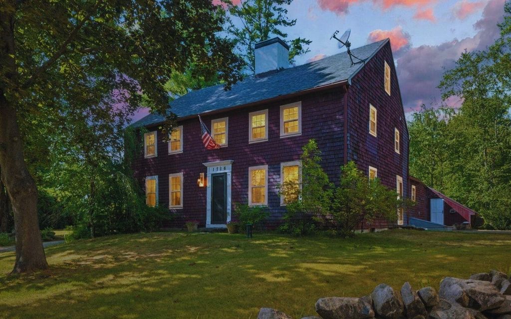 Photo of 132 Maple Avenue, Atkinson, NH 03811 (MLS # 5058542)