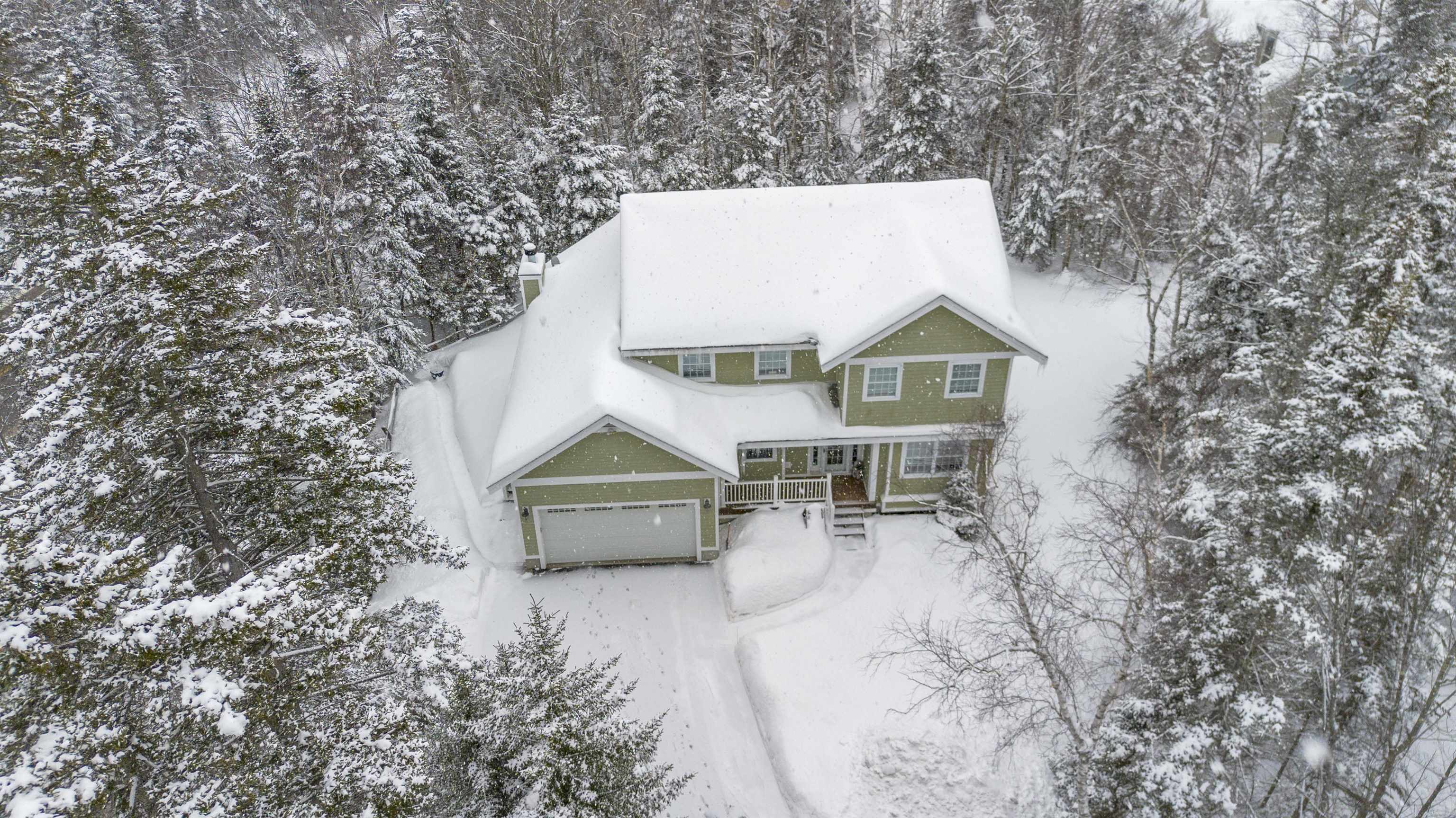 1 Lower Highlands Road