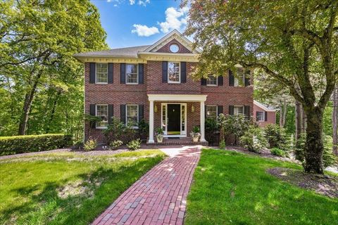 373 Whitford Street Manchester NH 03104
