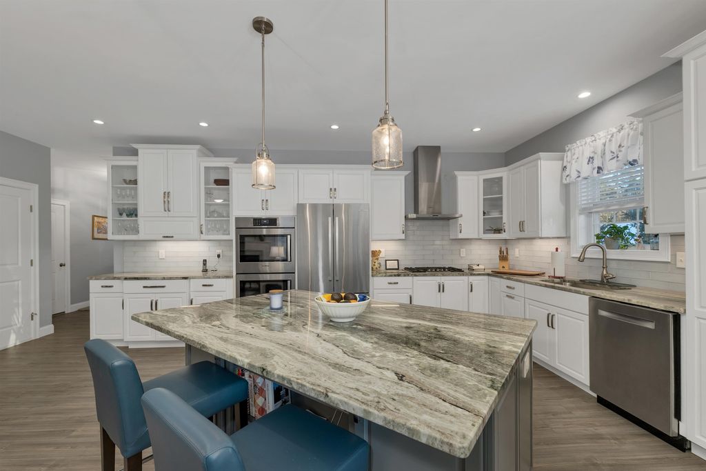 Photo of 4 Mulberry Court, Wolfeboro, NH 03894 (MLS # 5078453)