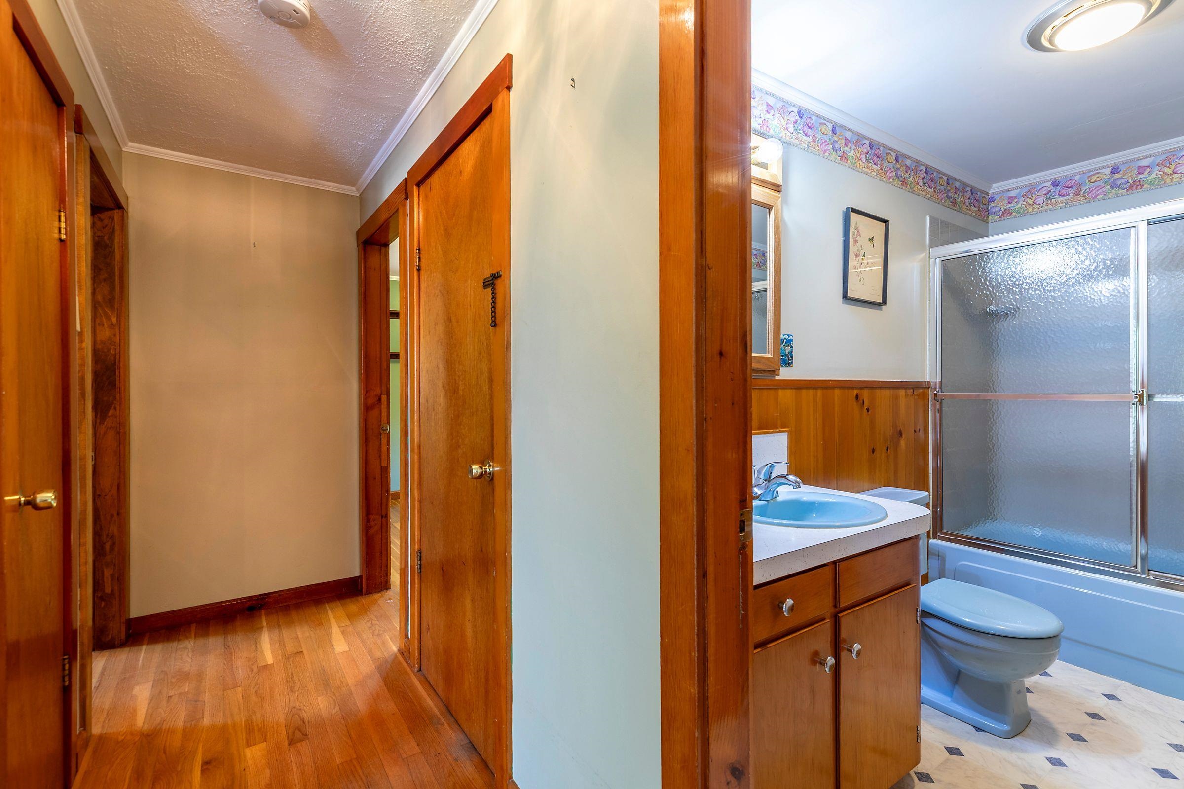 Londonderry, Vermont 05148, United States, 3 Bedrooms Bedrooms, ,3 BathroomsBathrooms,Residential,Active,175416