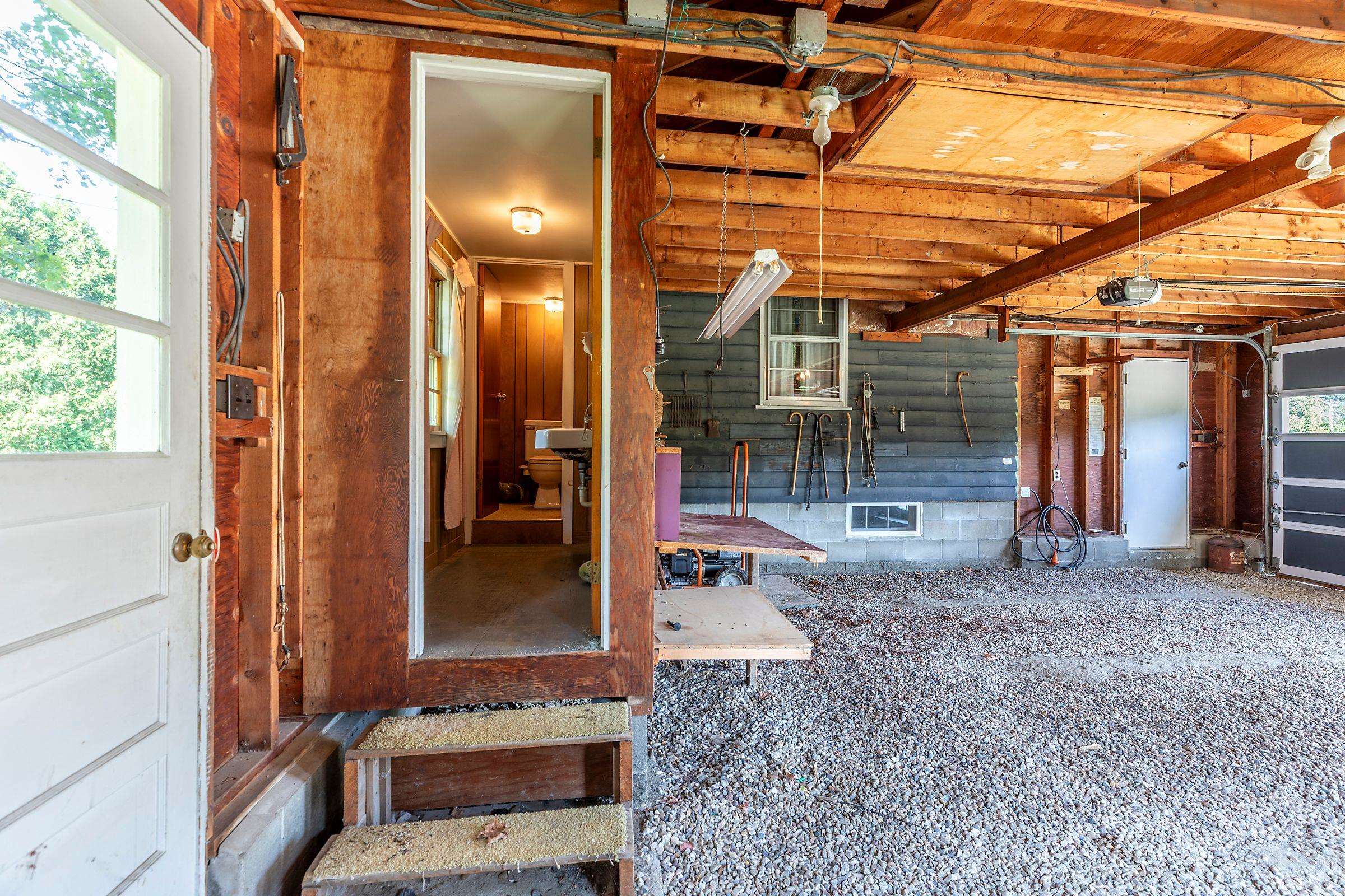 Londonderry, Vermont 05148, United States, 3 Bedrooms Bedrooms, ,3 BathroomsBathrooms,Residential,Active,175416