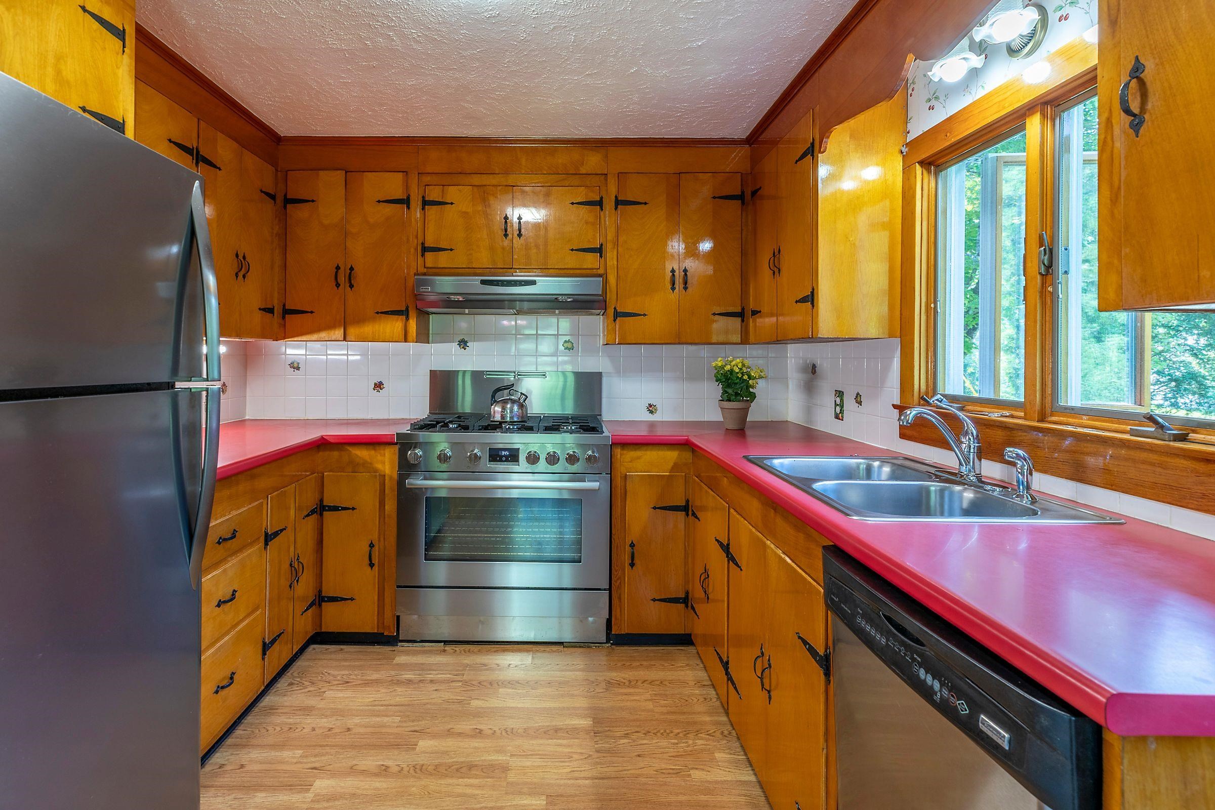 Londonderry, Vermont 05148, United States, 3 Bedrooms Bedrooms, ,3 BathroomsBathrooms,Residential,Active,175416