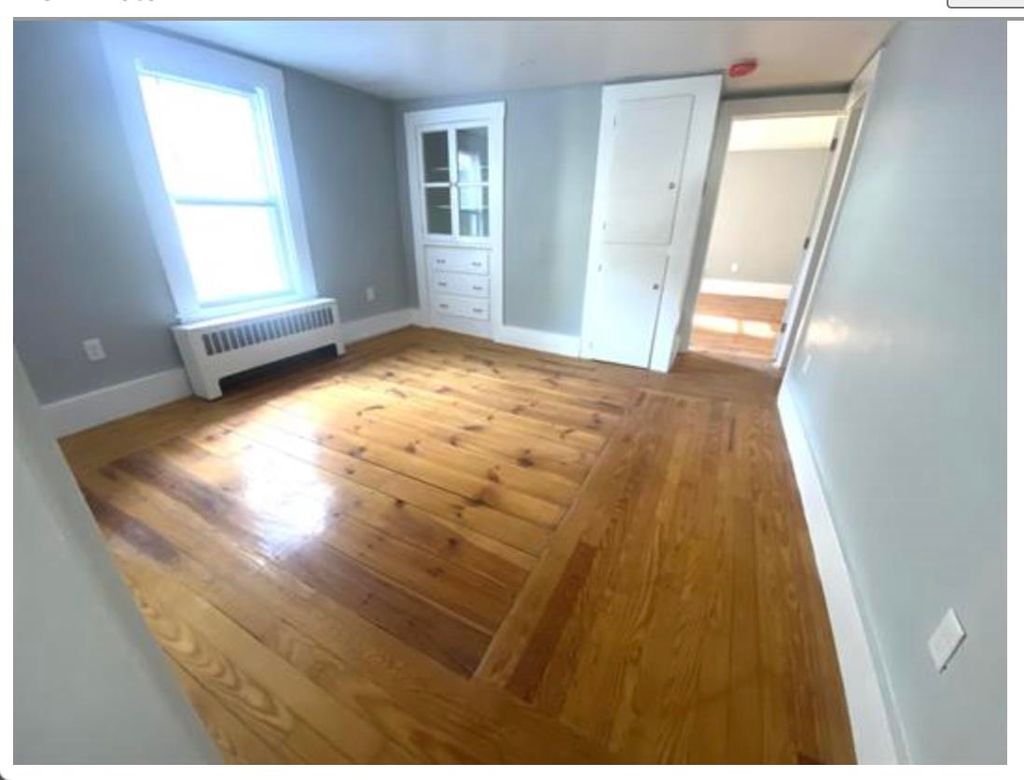 Photo of 27 Elm Street #Apt B, Newmarket, NH 03857 (MLS # 5086070)