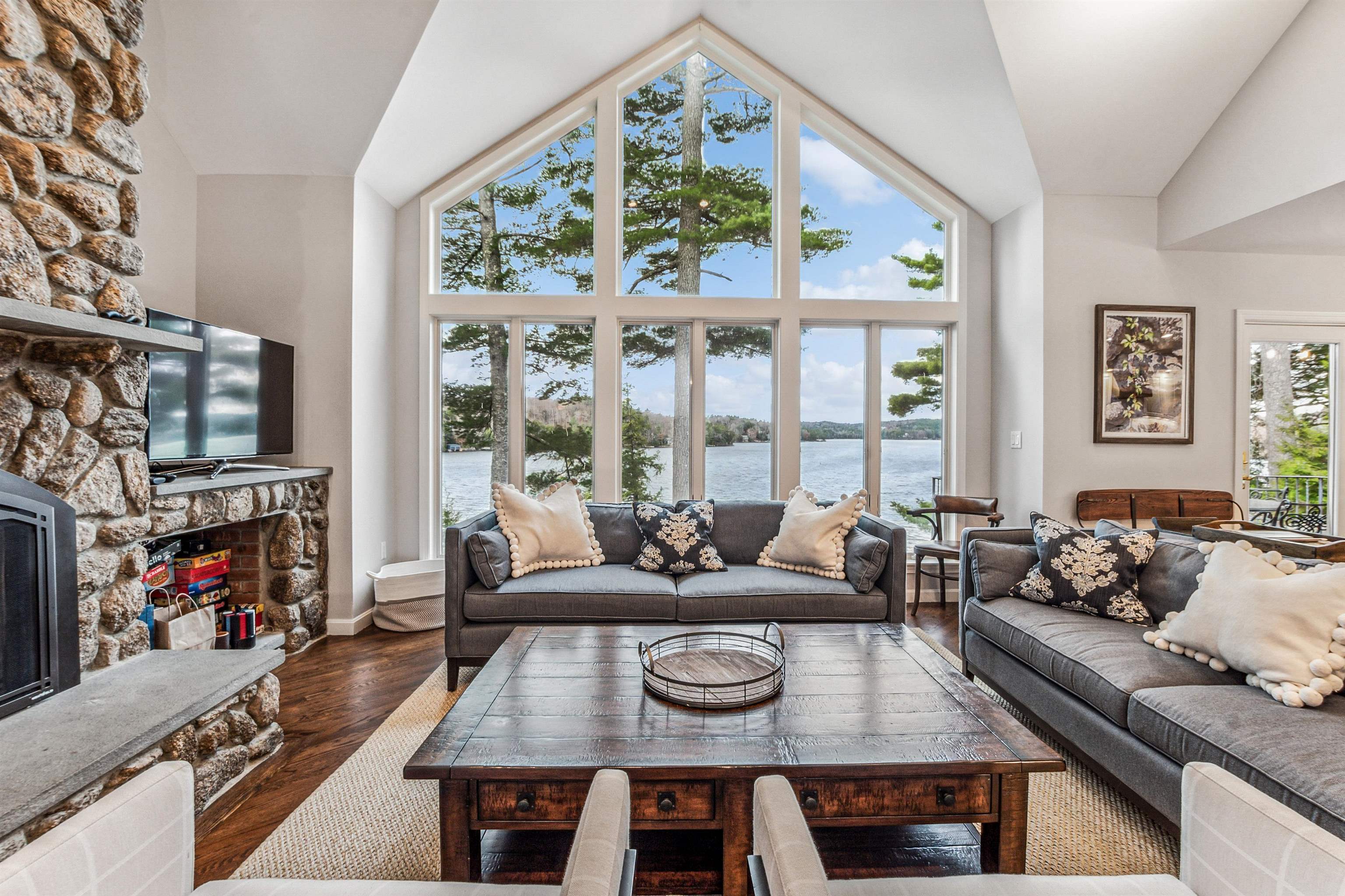 136 Bowles Road
