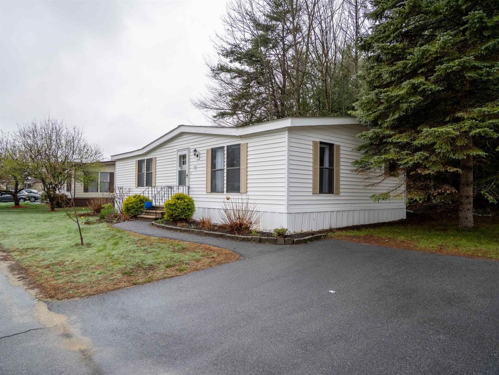 Photo of 52 Monadnock Drive, Rochester, NH 03867 (MLS # 5089804)